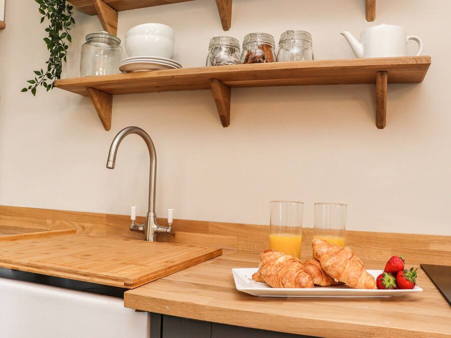 Cottage | Interior