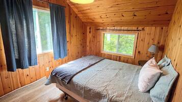 6 多间卧室、办公桌、旅行婴儿床、上网接入