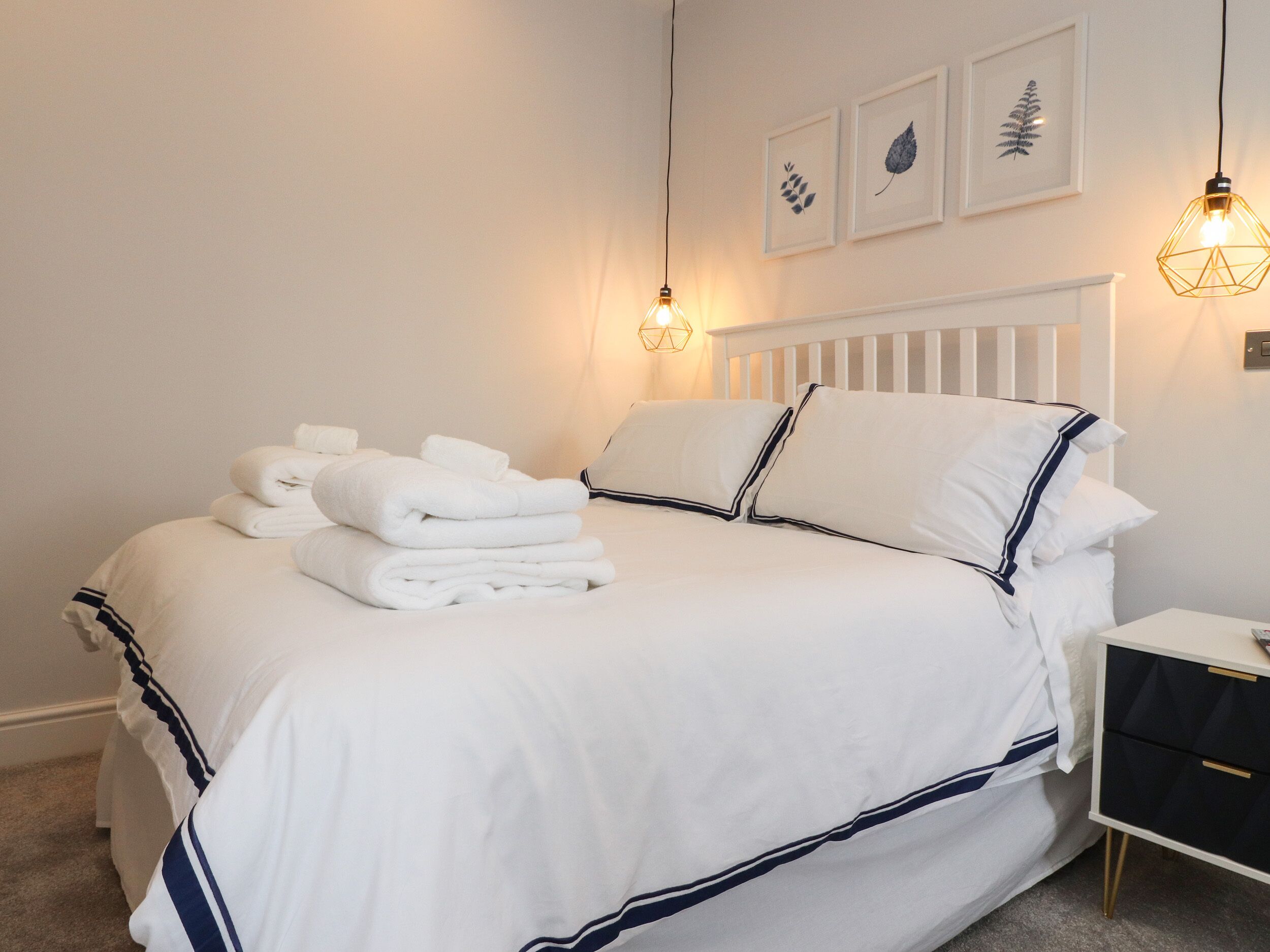 Cottage | Interior