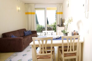 Smart-TV, Stereoanlage