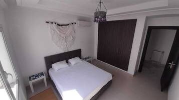 2 bedrooms, free WiFi, bed sheets