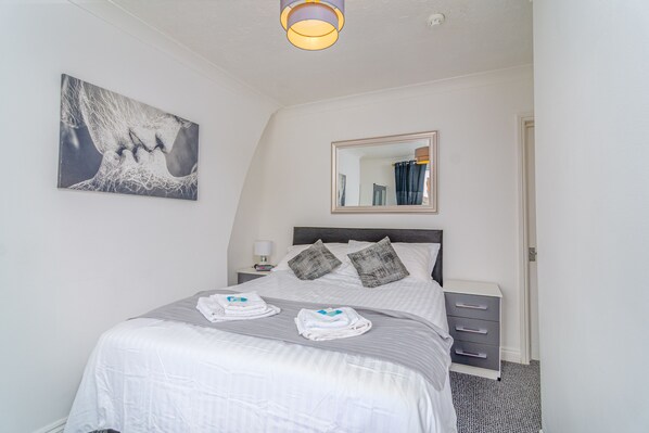 1 bedroom, iron/ironing board, free WiFi, bed sheets