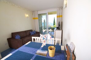 Smart-TV, Stereoanlage