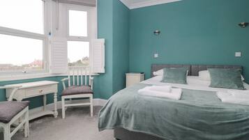 Cottage | 8 bedrooms, individually decorated, individually furnished, free WiFi