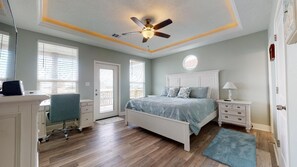 3 bedrooms, WiFi - Bay Dreaming: 3  BR, 2  BA House in Port Bolivar, Sleeps 12 (Bolivar Peninsula)