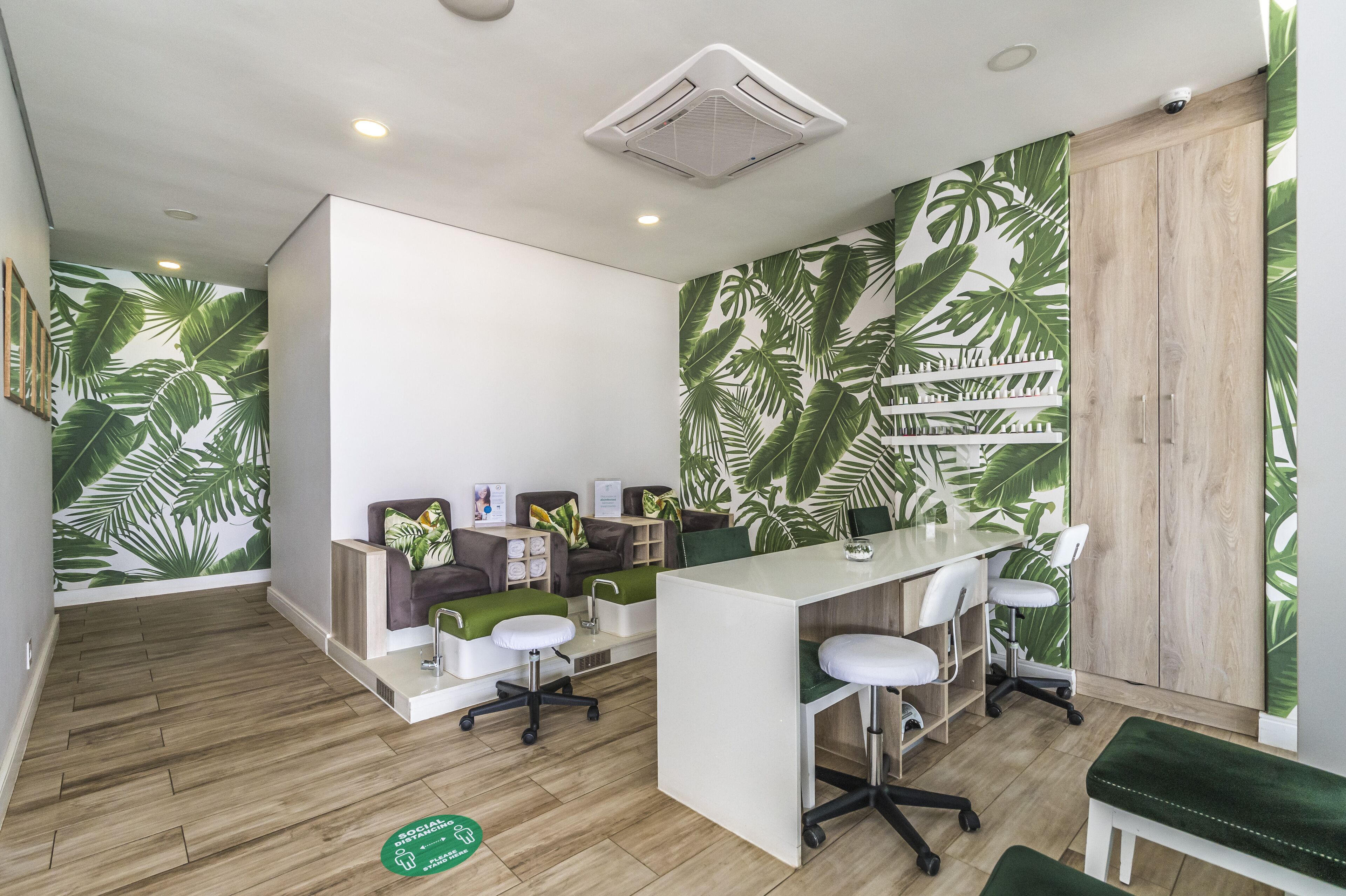 Massagens com pedras quentes, massagens suecas, massagens tailandesas