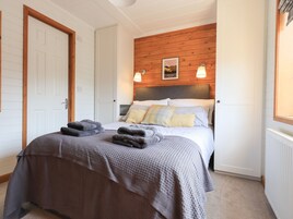 2 habitaciones, decoración personalizada y muebles diferentes 