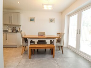 Cottage | Interior - Low Orchard House (Preston)
