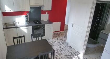 Le232 fr Meublé 4 personnes draps, serviettes et ménage inclus