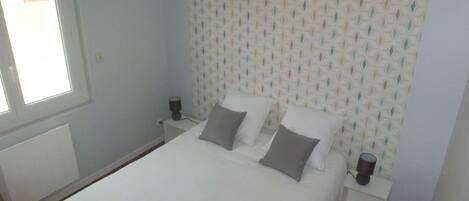 1 soverom, skrivebord, wi-fi og sengetøy