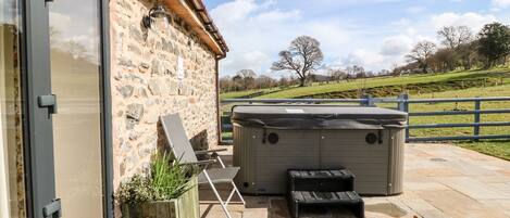 Cottage | Bahagian dalam