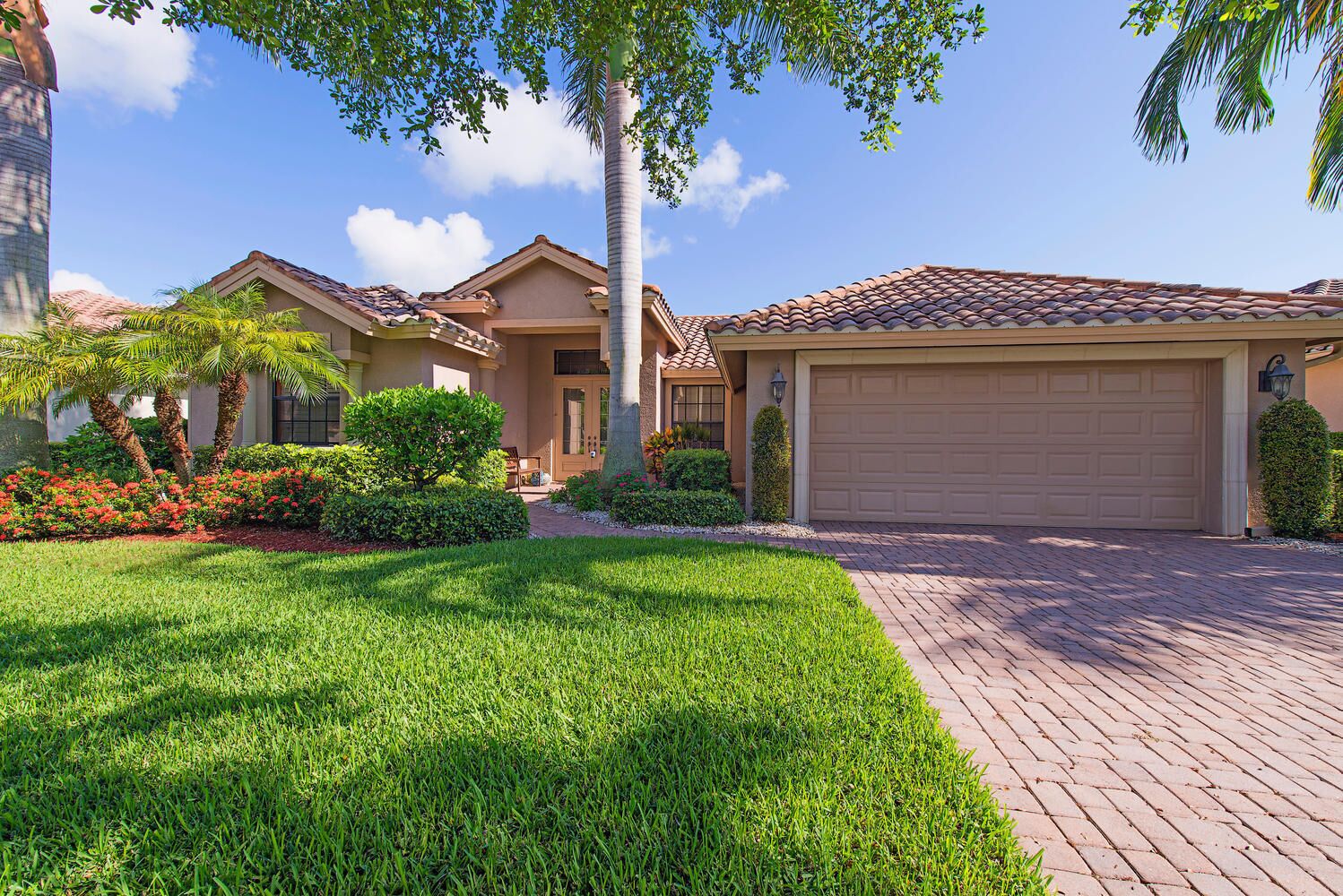 Fabulous Pool & Spa home in desirable Briarwood Community overlooking a lake