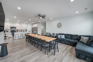 Dining - LOCATION!!! 1 Block to Main Street, 4 MINUTE WALK to the Beach, Private Pool!!! (North Myrtle Beach)