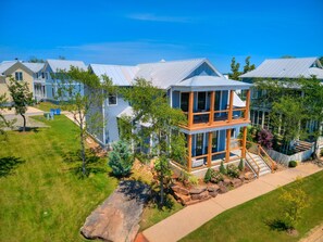 Exterior - Carlton Landing- Rhythm and Blue! Lake View Home (Eufaula)