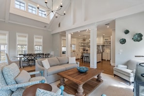 Fernseher, Tischfußball