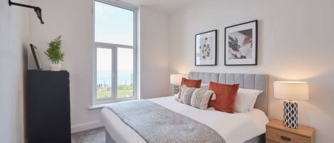 3 soverom, strykejern/-brett, wi-fi (inkludert) og sengetøy