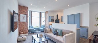 Host & Stay | Sand & Surf