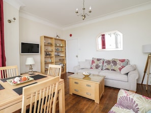 Cottage | Living room