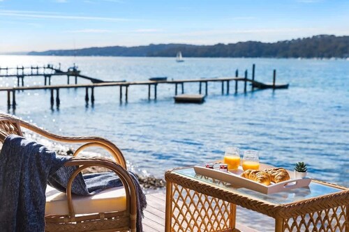 Waters Edge | Peaceful Scotland Island Retreat