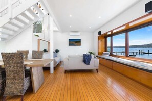 Télévision, Netflix, livres, services de streaming