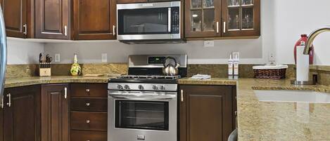 公寓客房, 3 間臥室 | 私人廚房 | 電冰箱、烤箱、咖啡機/沖茶器、烤麵包機