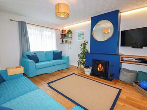 Living area - Estuary View (Newquay)