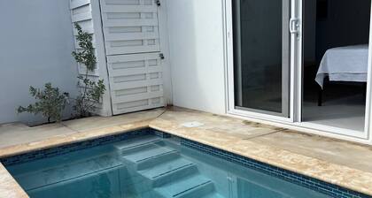 In Noord, New Apartment, 1 bedroom and 1 bathroom, 5 min. walk to the beach