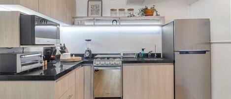 Fridge, microwave, oven, stovetop