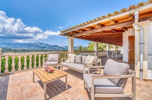 Uklassifisert bilde, 2 av 45, knapp