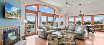 Soundside Dog Friendly w/ Pool, Hot Tub, Elevator, Private Dock, Game Room