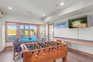 Game room - Soundside Dog Friendly w/ Pool, Hot Tub, Elevator, Private Dock, Game Room (Avon)