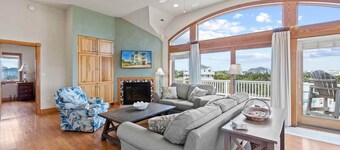 SUMMER SAVINGS - Soundside Dog Friendly w/ Pool, Hot Tub, Elevator, Private Dock