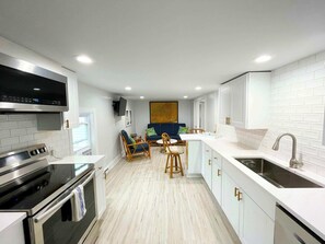 Immagine non classificata, 3 di 9, pulsante