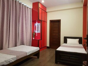 2 bedrooms