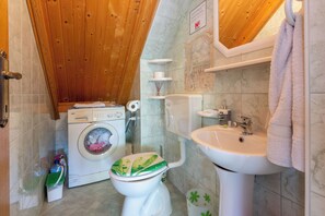 House | Bathroom