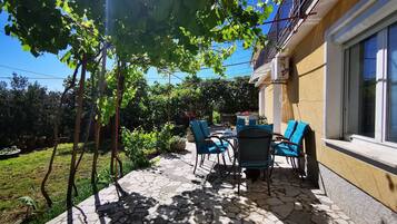 Terassi/patio