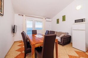 Apart Daire (A1) | Oturma odası