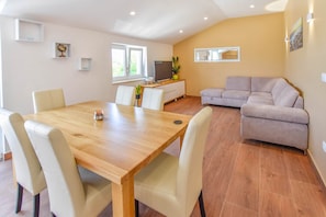Apartment (A1) | Living room