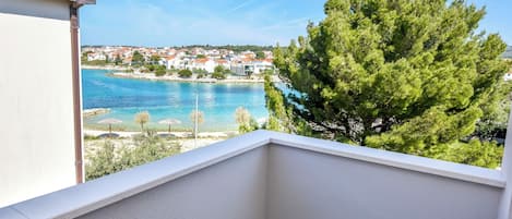 Appartement (A4) | Vue sur lâeau