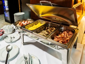 Buffet breakfast for a fee on weekdays - Gästehaus Royal (Stuttgart)