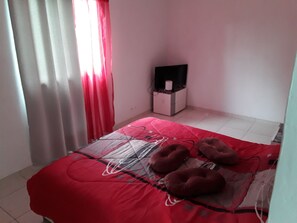 2 bedrooms, free WiFi, bed sheets - Les creolia 2 (Le Tampon)