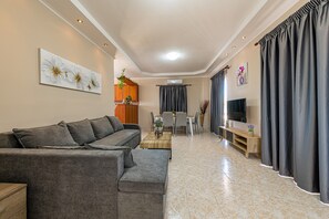 Smart TV - 2 Bedroom Villa Blossom with private pool, beautiful garden and BBQ area. (Zakynthos)