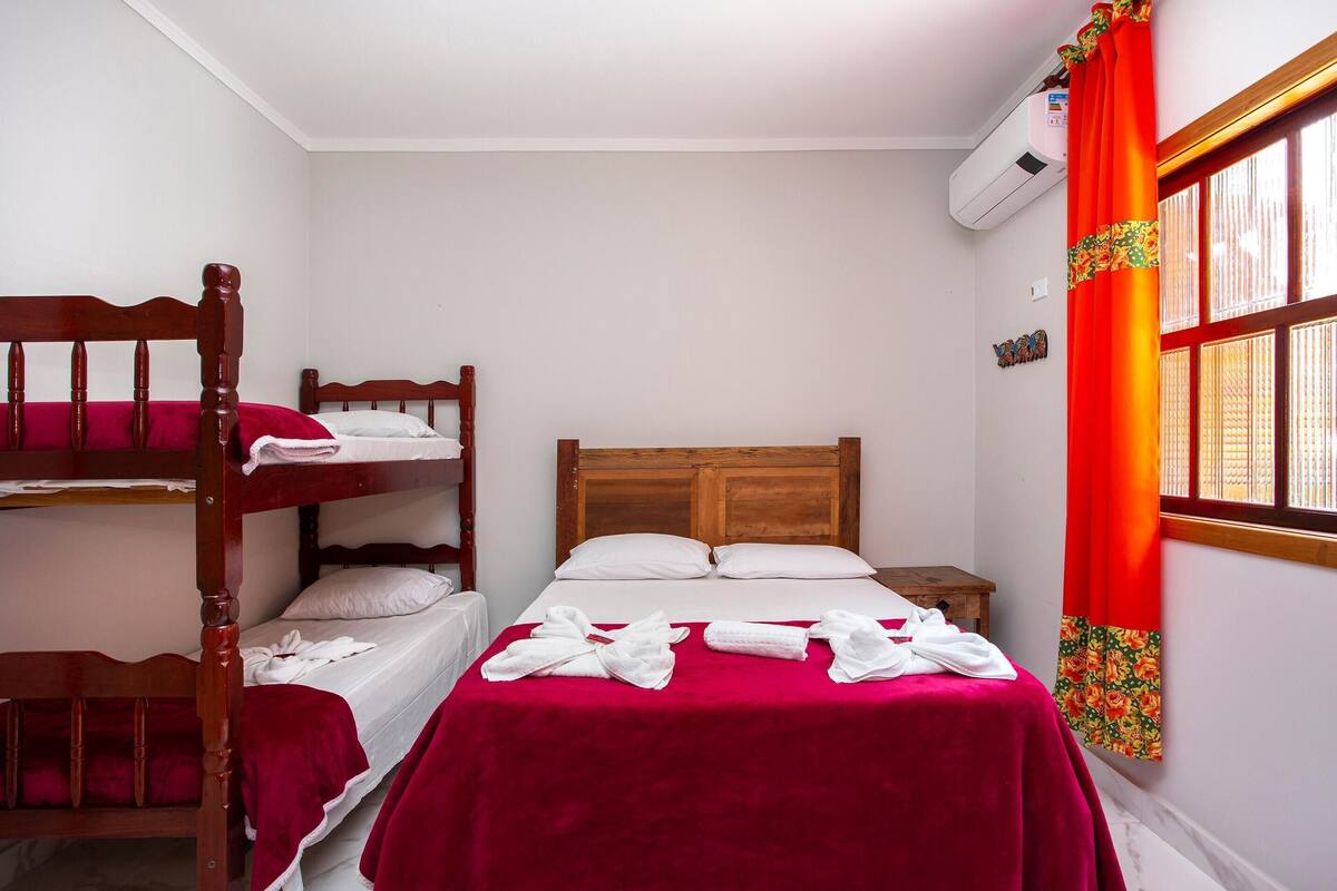 1 kamar tidur, minibar, Wi-Fi gratis, dan seprai linen
