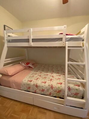 3 chambres, bureau, Wi-Fi gratuit