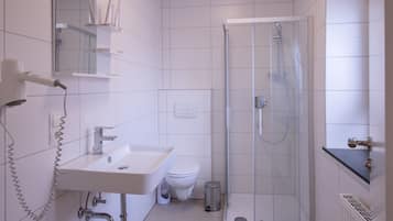Phòng đôi Deluxe | Bộ đồ giường cao cấp, két bảo mật tại phòng, bàn