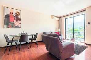 TV - Convenient Flat in Prime Location - Pubs and Rest (San José)