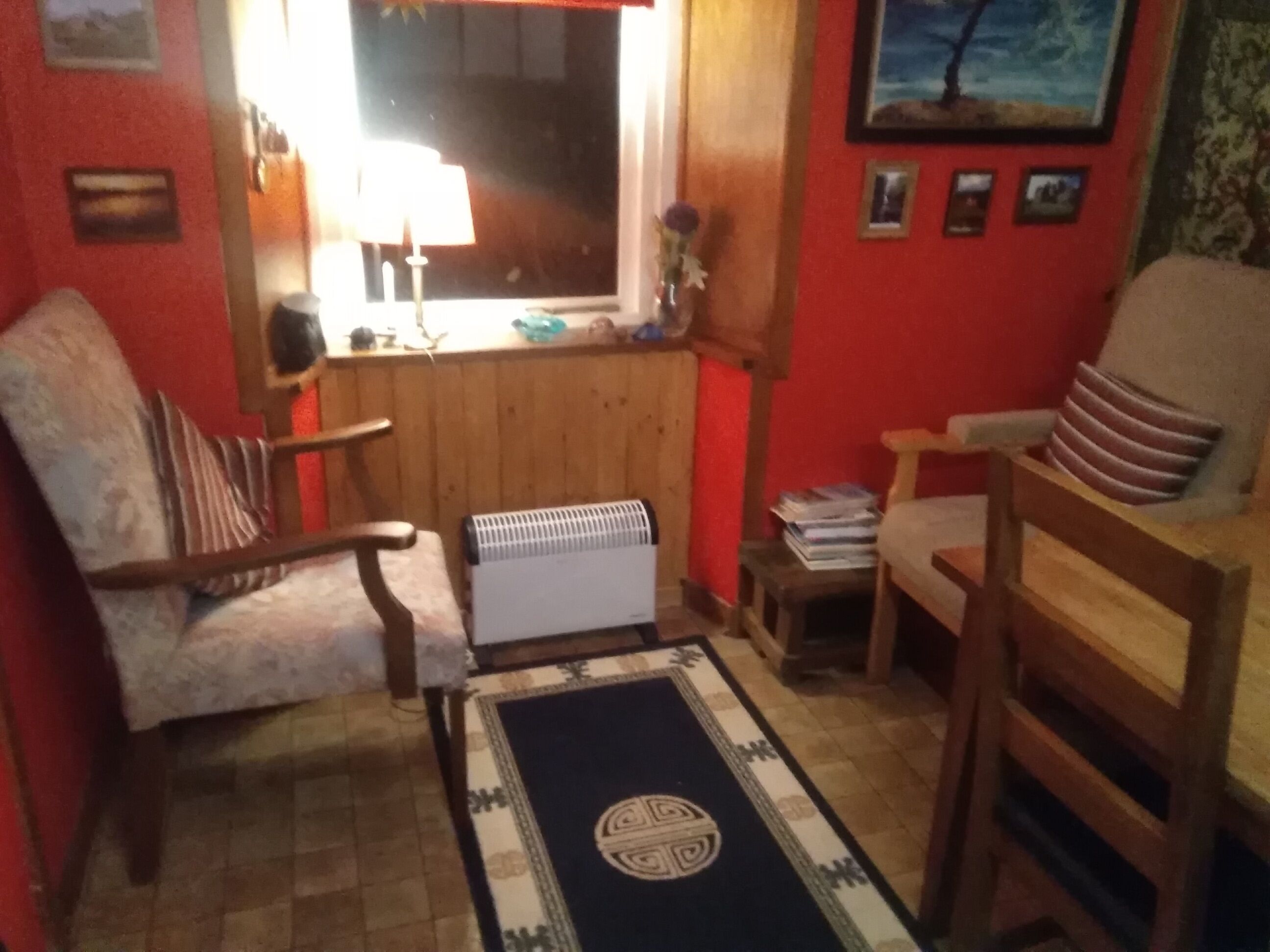 Télévision, livres, médiathèque, chaîne hi-fi