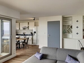 Smart TV, books, offices
