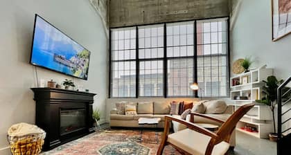 5106 Peters Cartridge Factory · New renovated Loft in Old factory by Kings Island