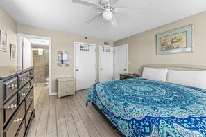 3 habitaciones, tabla de planchar con plancha y ropa de cama